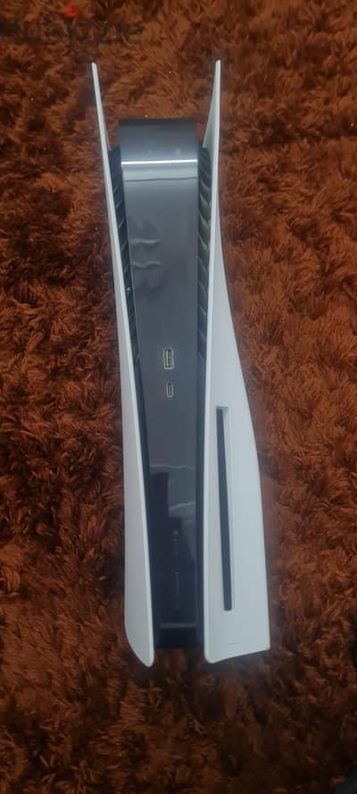 بلايستيشن ٥ cd