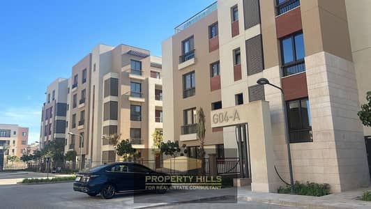 Finished apartment 3 rooms immediate delivery in District 5 -Marakez Fifth Settlement next to Mivida