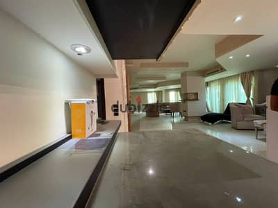Luxurious office for rent on Makram Ebeid Street 300 m at a very attractive price