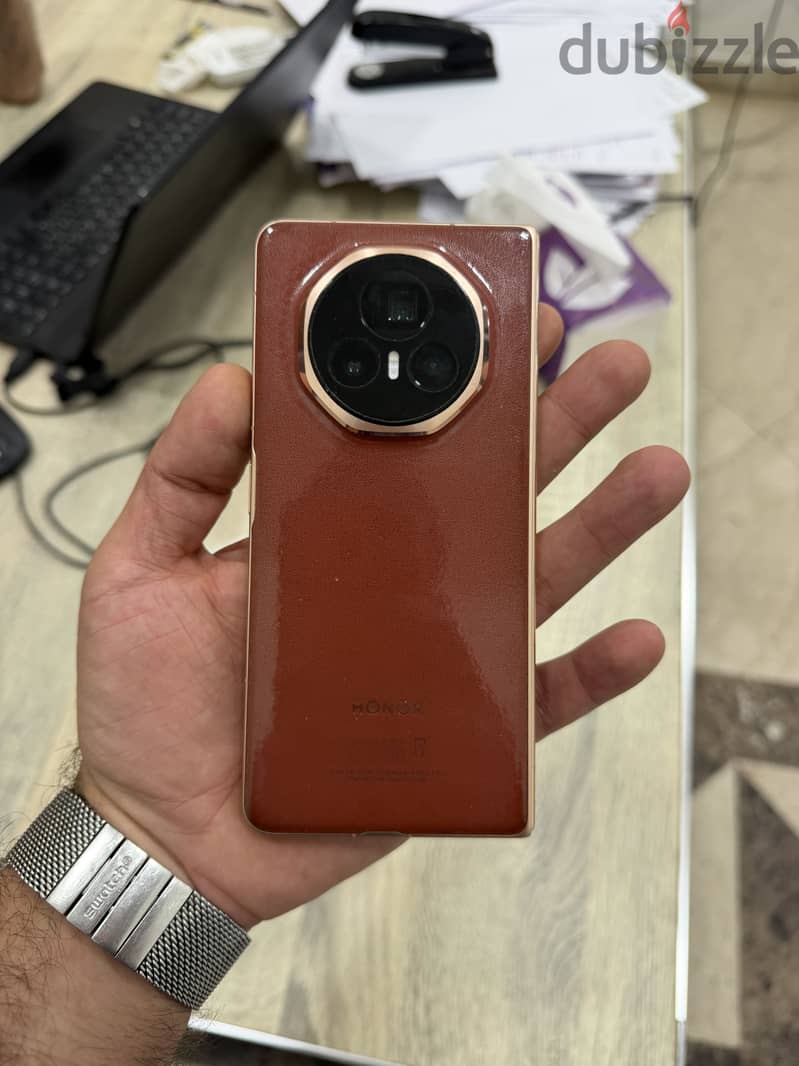 Honor Magic V3 3