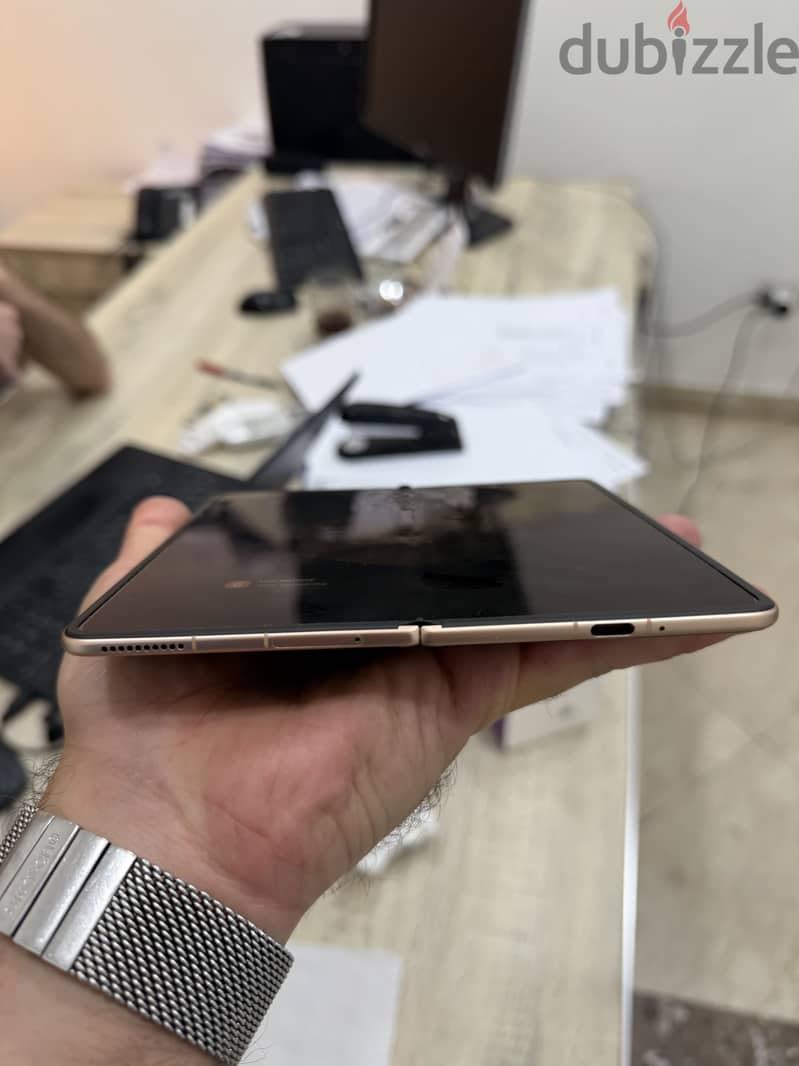Honor Magic V3 9
