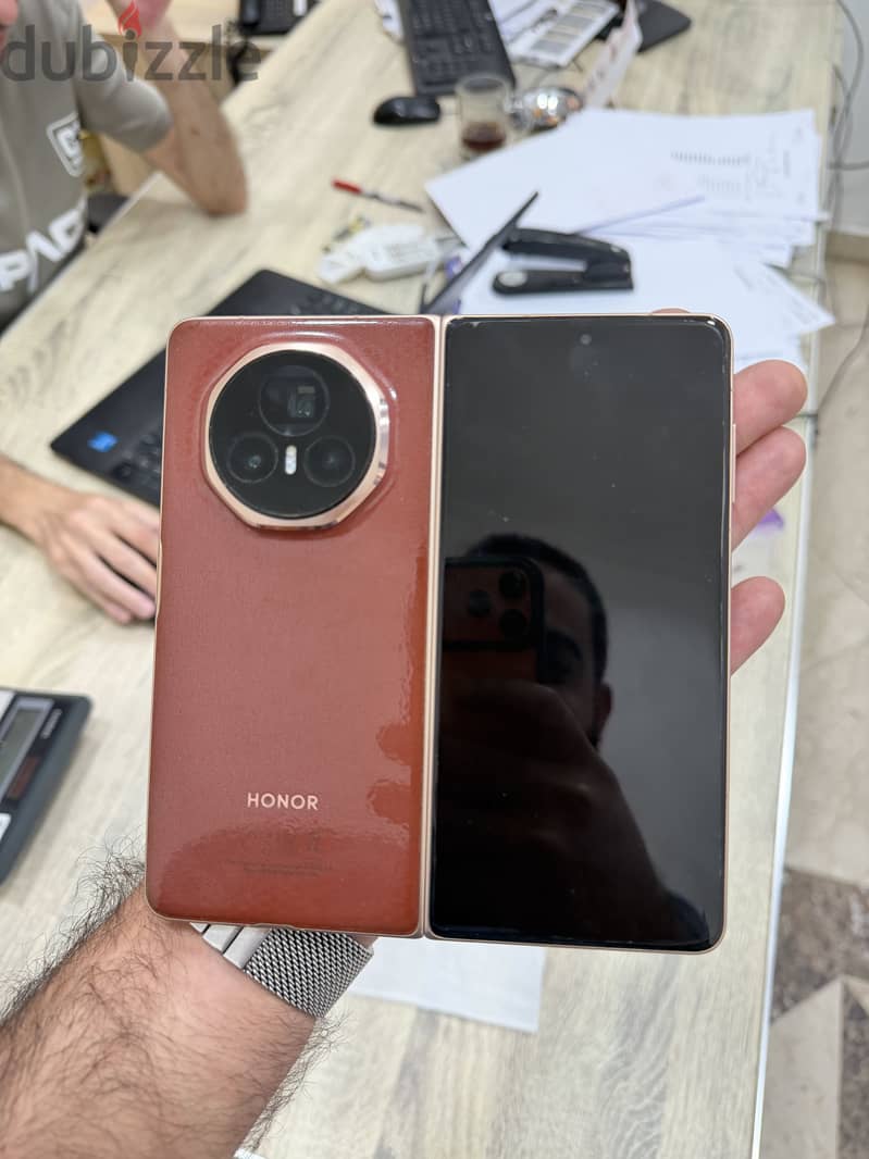 Honor Magic V3 15