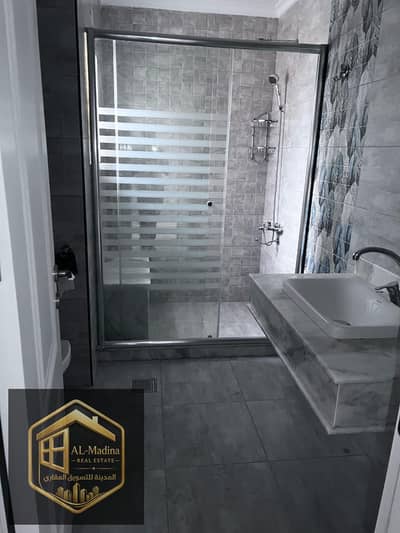 A legal apartment in Al Rehab, ultra-super-luxurious finishing, prime location, and exceptional price.