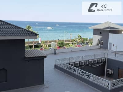 باقل توتال في الماركت شاليه ريسيل فوري Porto Golf العين السخنة مفروش بالكامل والاجهزة Open view landscape sea view بتقسيمه مميزة جاهز للمعاينه و السكن