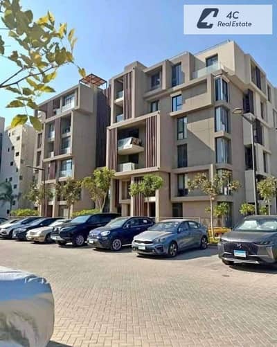 For sale at the lowest price, including maintenance and club membership: a resale apartment with 3 bedrooms in Sodic East, Shorouk,