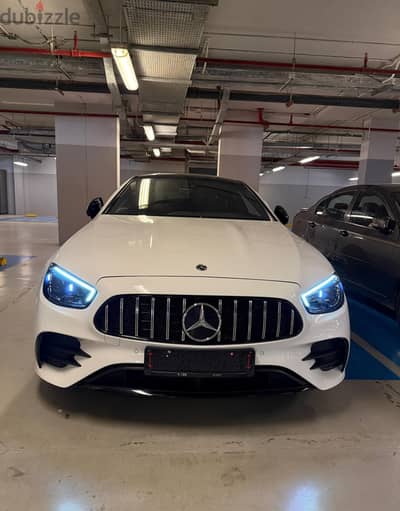 Mercedes-Benz E300 2023