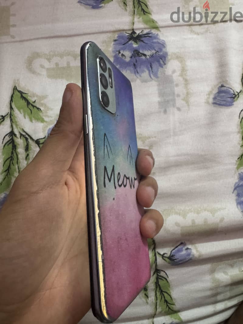 OPPO Reno6 2