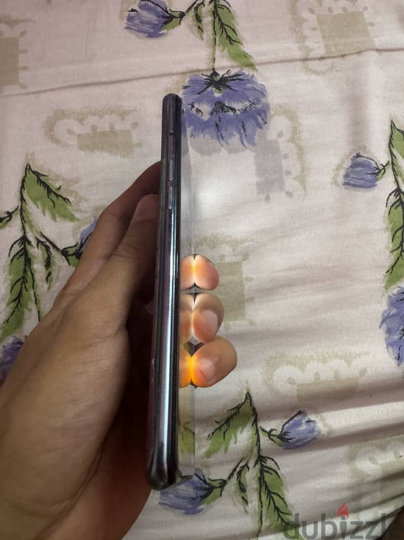 OPPO Reno6 3