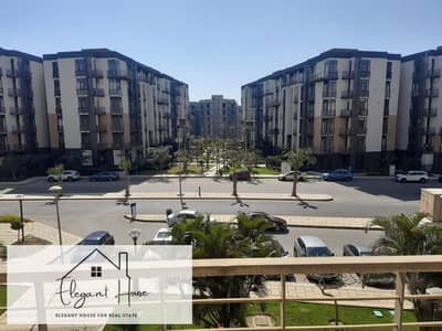 Apartment for rent legally with kitchen and garage in Madinaty b8