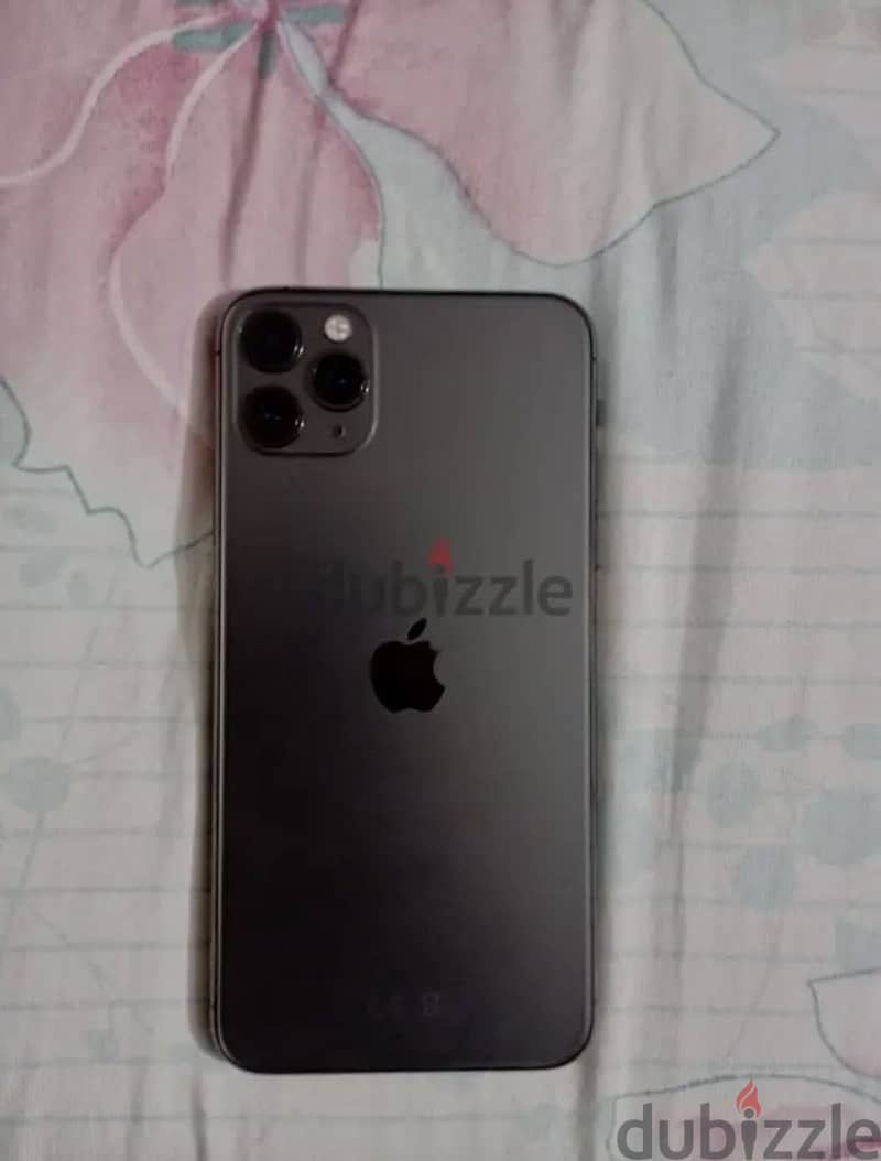 Apple - iPhone 11 Pro Max 2