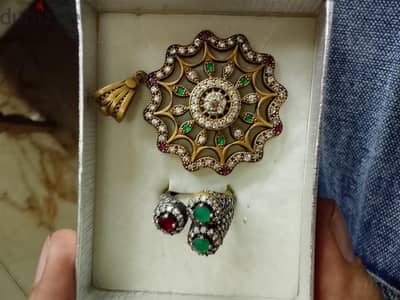 طقم بروش وخاتم نص فضة ونص نحاس