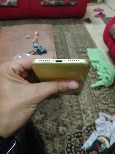 آبل - آيفون 11