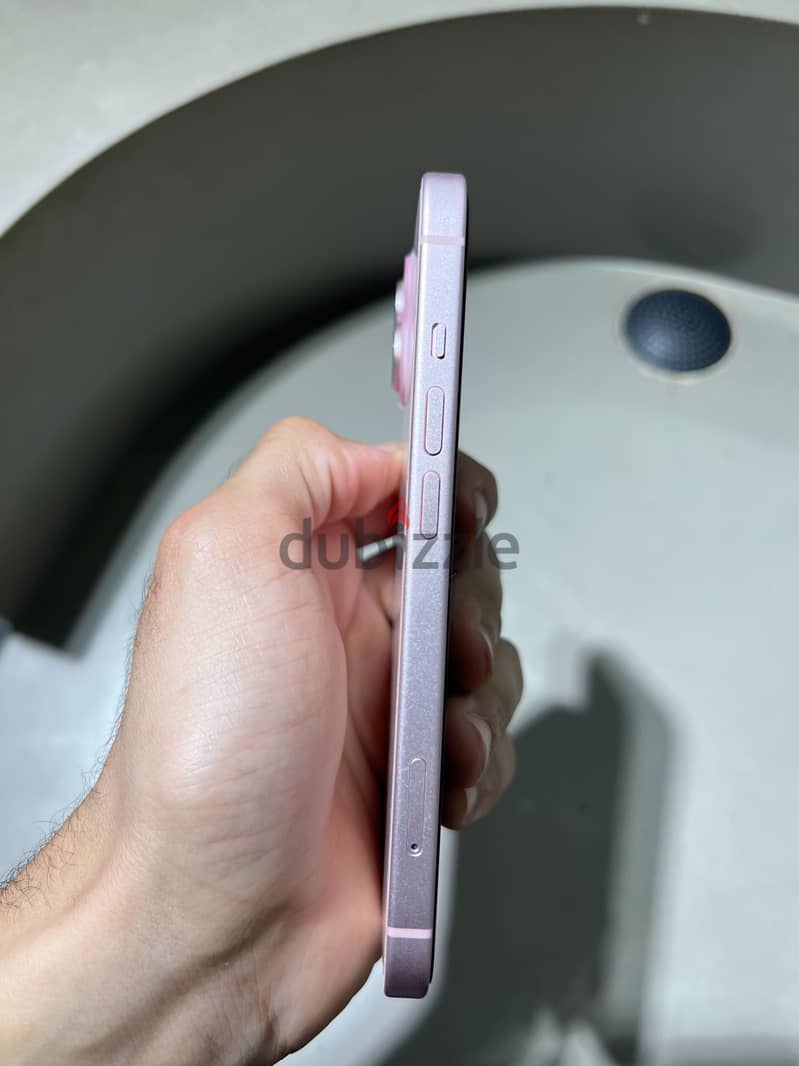 Apple - iPhone 15 4