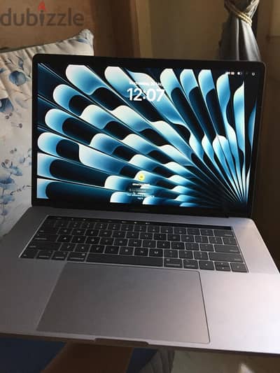 MacBook Pro  2019