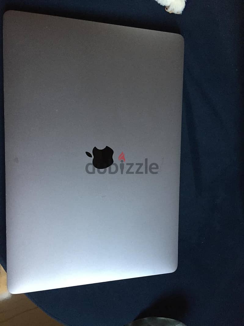 MacBook Pro  2019 1