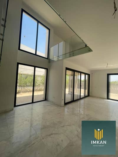Townhouse for sale in Al Shorouk, with a 10-year installment plan and a down payment of 1,700,000, in a residential location with a private swimming p