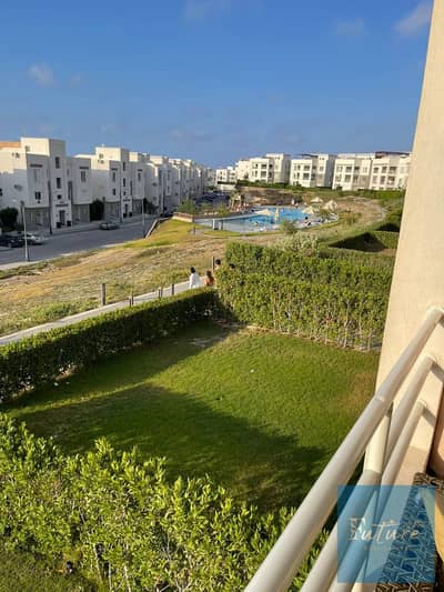 Lowest-priced 3-bedroom chalet in Amwaj, north-facing, directly on the pool, near the Aqua, with luxury furniture.