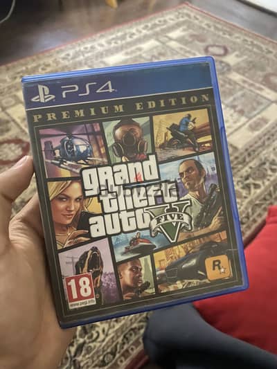GTA V PREMIUM EDITION PS4
