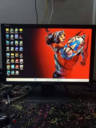 شاشه lenovo 19 inch زيرو حرفيا استعمال اسبوع فقط معاها الكارتونه