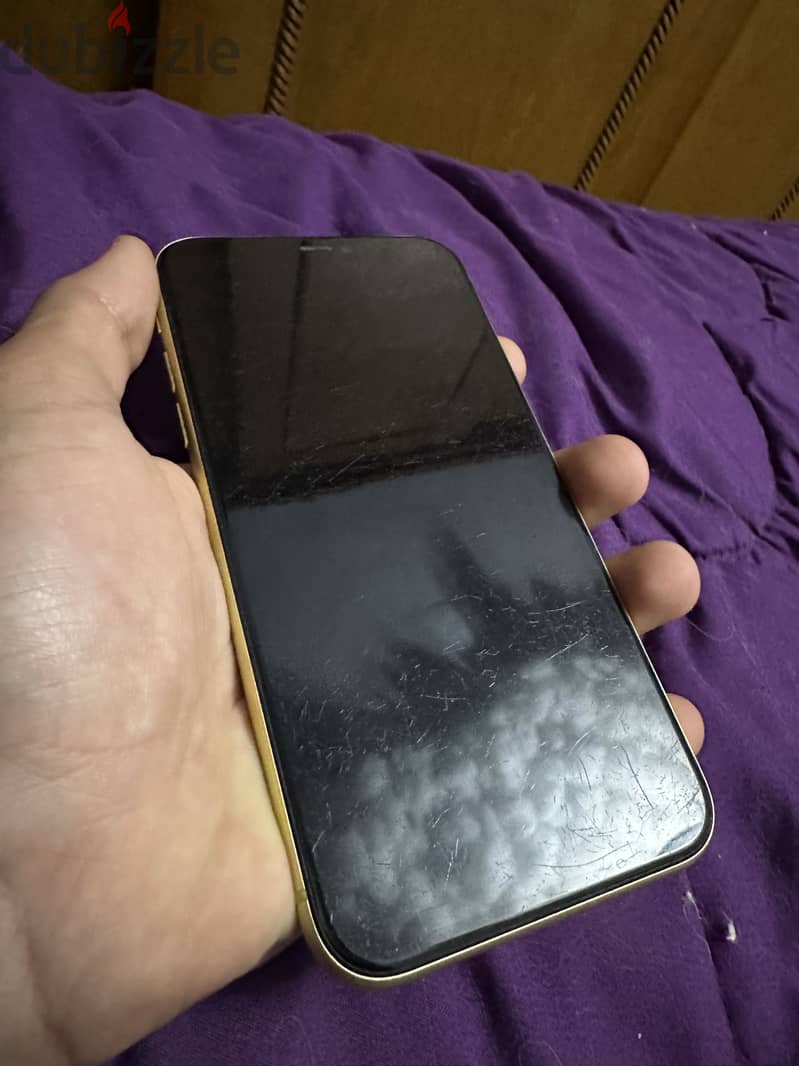Apple - iPhone 11 2