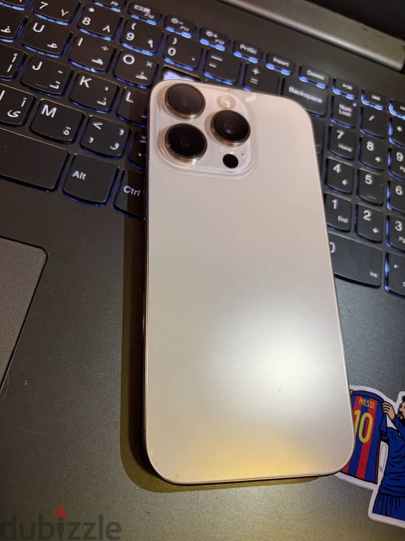 Iphone 16 pro 8