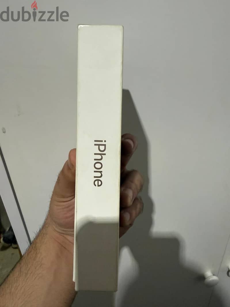 Iphone 16 pro 12