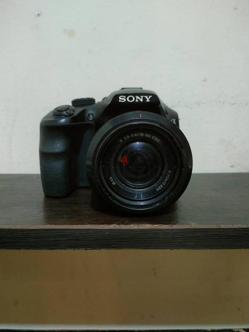 Sony Alpha a3000 20.1 MP 15-55mm Digital Camera 3