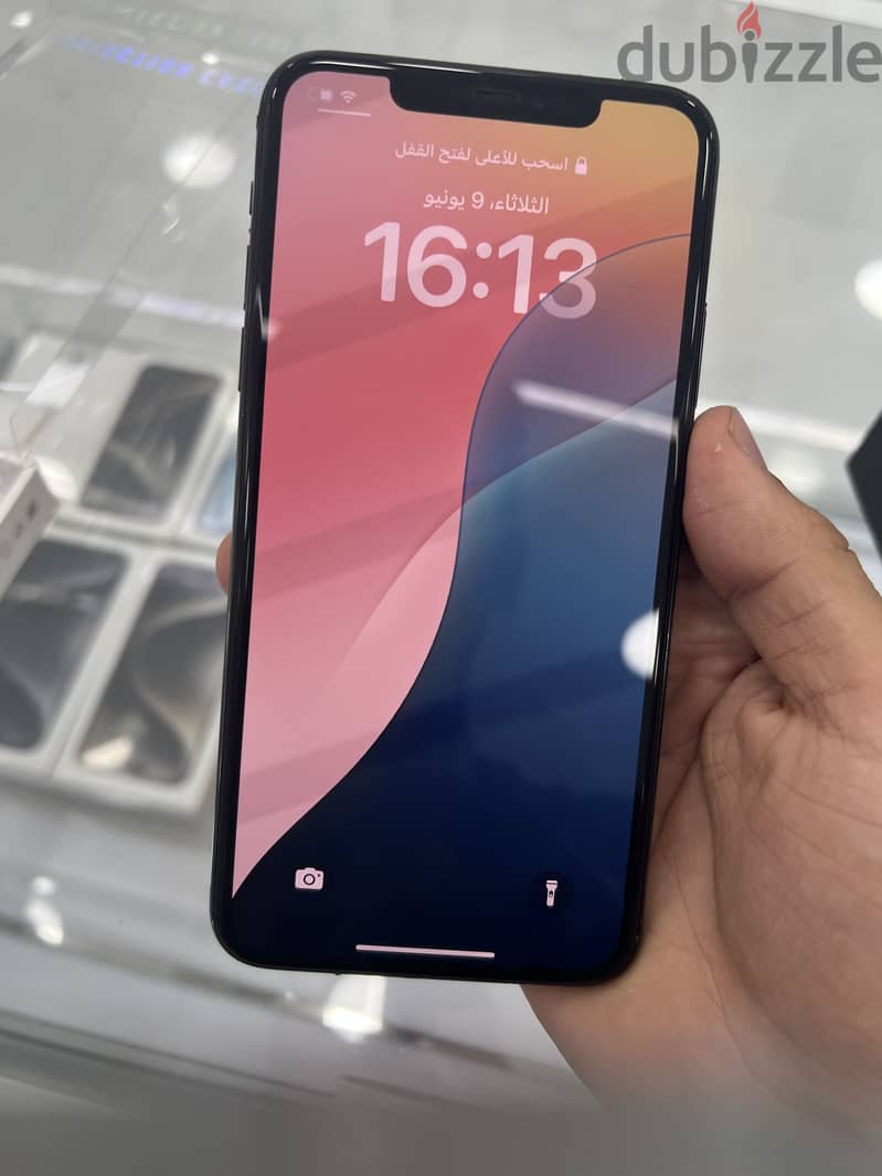 Apple - iPhone 11 Pro Max 3