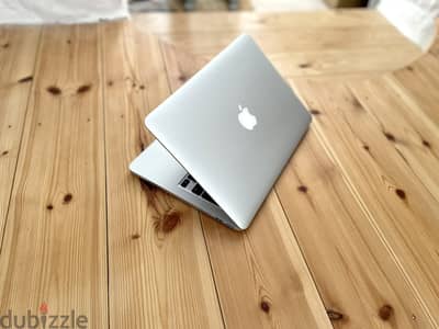 زيرو Apple Macbook Pro i5