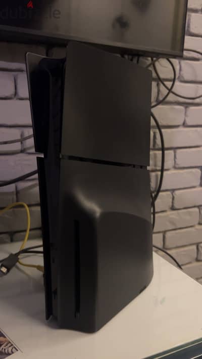 للبيع PS5 نسخة CD سعة 1TB
