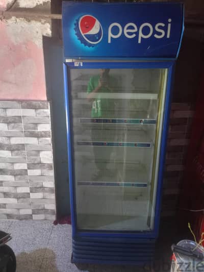 ثلاجة بيبسي