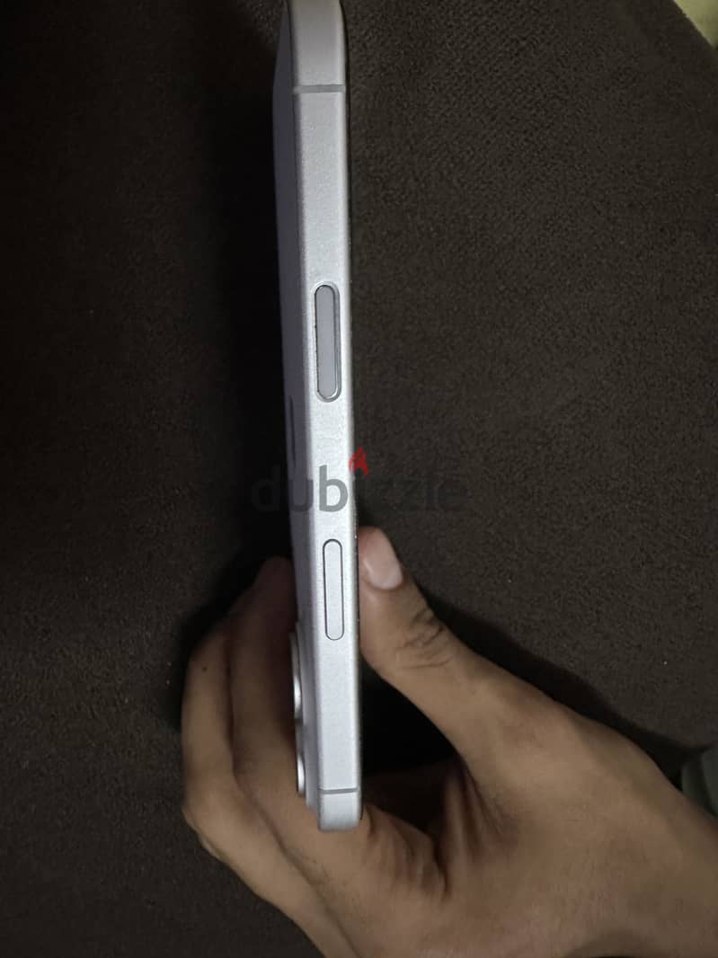 Apple - iPhone 16 2