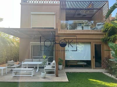 elegant twin house villa for rent with furniture iin the heart of new cairo  | prime location compound  3 min away fom 90Th street & the AUC