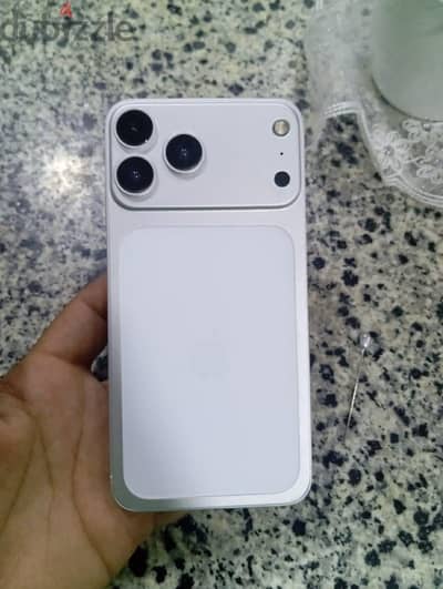 Xsmax متعدل ١٧ ماكس هاوسنج كامل زيرو