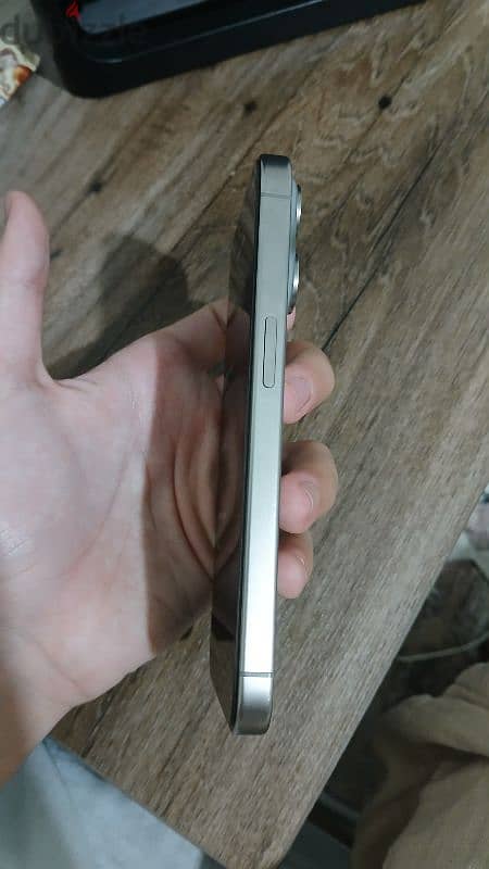 iphone 15 pro 4