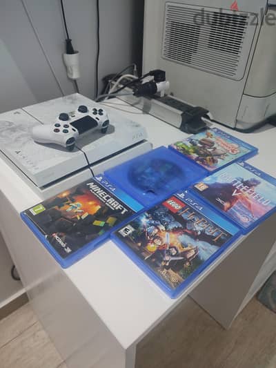 ps4 special destiny edition with 2 controllers and games