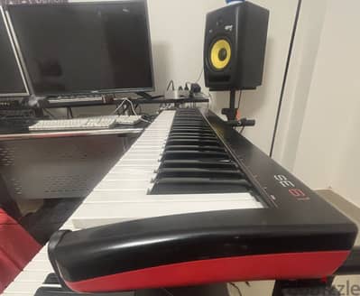 Nektar SE61 midi controller