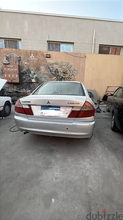 Mitsubishi Lancer 1999 كرستالة للبيع