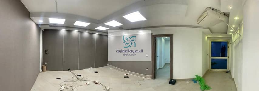 مقر ادارى للايجار  بالتكيفات  ترخيص اداري المعراج العلوى شارع كارفور الرائيسي  مساحه 220