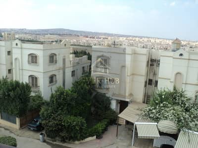 شقة استثمارية للبيع كمبوند حدائق المهندسين الشيخ زايد 90م بحري صريح 3 بلكونات وإطلالة مفتوحة على سعودي أسانسير  بعائد قائم بسعر مميز