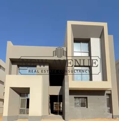 فيلا مستقلة للبيع  فى كومباوند سعادة استلام فورى - بأقساط حتى 2031 - Saada Compound