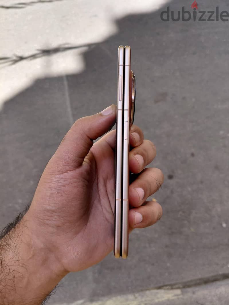 Honor Magic V3 5