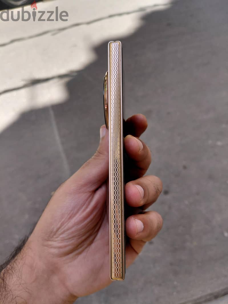 Honor Magic V3 7
