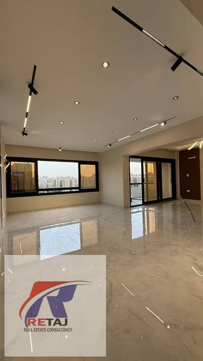 A distinctive apartment for sale in Heliopolis, in Compound 777, with an open view overlooking City Stars. Modern buildings at a special price. Ultra-