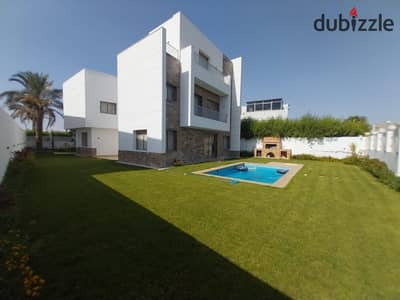 Luxurious 610m Standalone Villa for Sale in Cleopatra Square - Eastern ExpansionsSize: 610 SQM Bedrooms: 4 Bedrooms (Including 2 Master Bedrooms) Bath