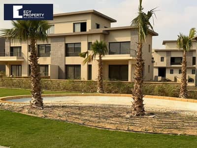Twinhouse For Sale in Swanlake residence New Cairo with installments