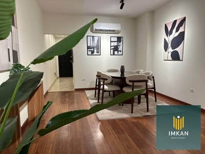 Apartment for sale in Heliopolis, Cairo, with a 166 sq m area, opposite Cairo International Airport, with a special price and discount, and a sea view