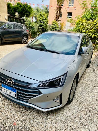 Hyundai Elantra Ad  2025 for rent
