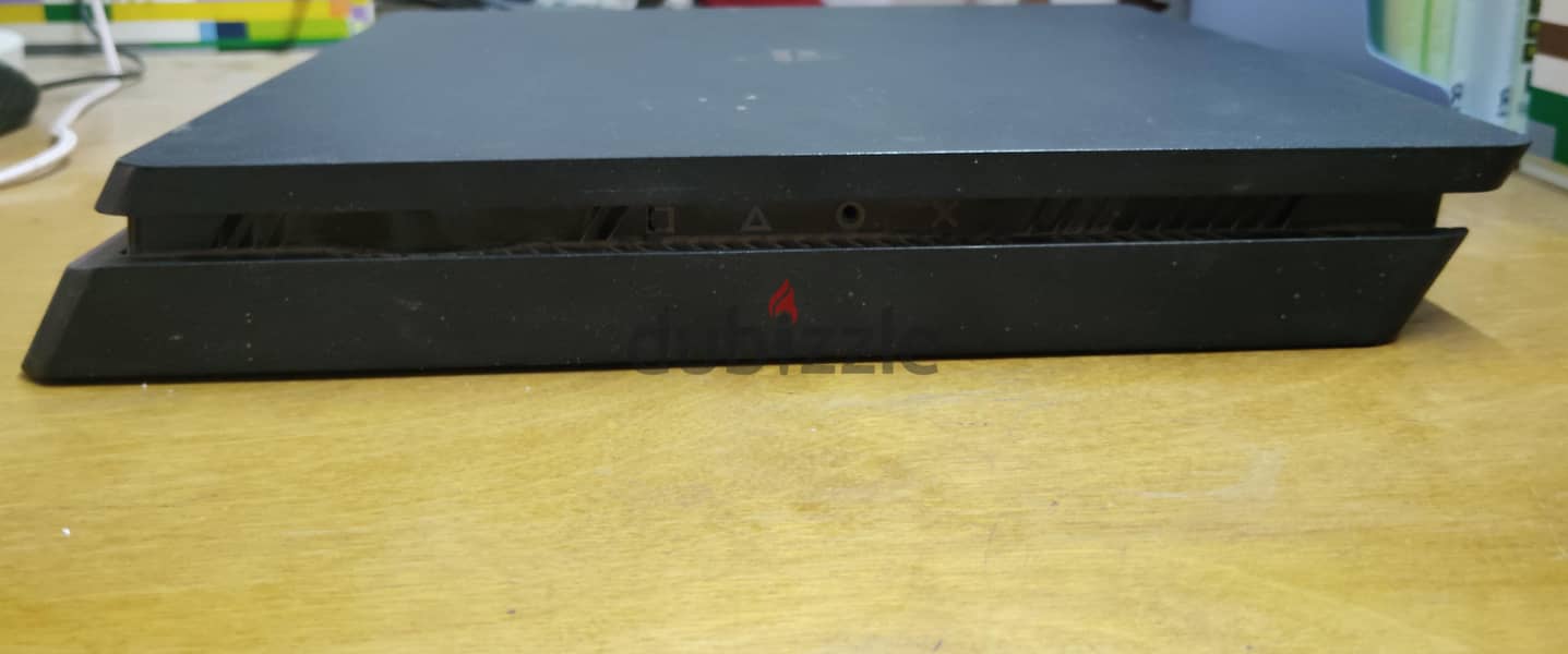 ps4 slim 1