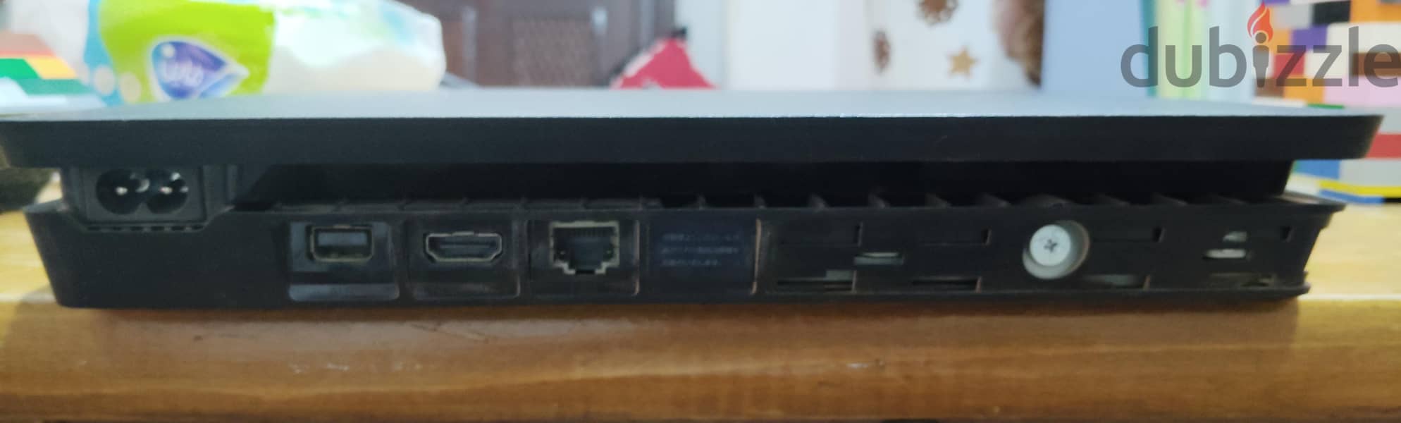 ps4 slim 4